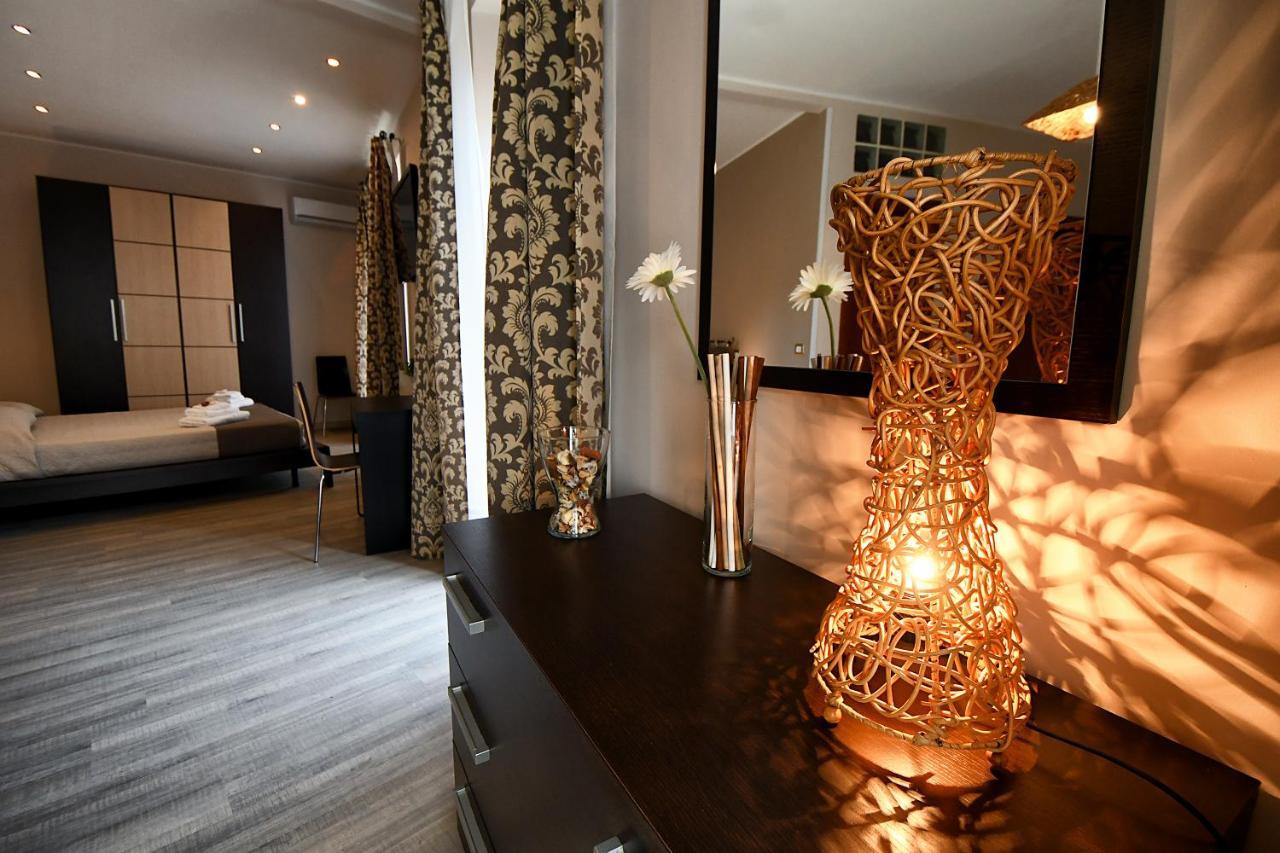 B&B Borgo Antico Пьяцца-Армерина Экстерьер фото