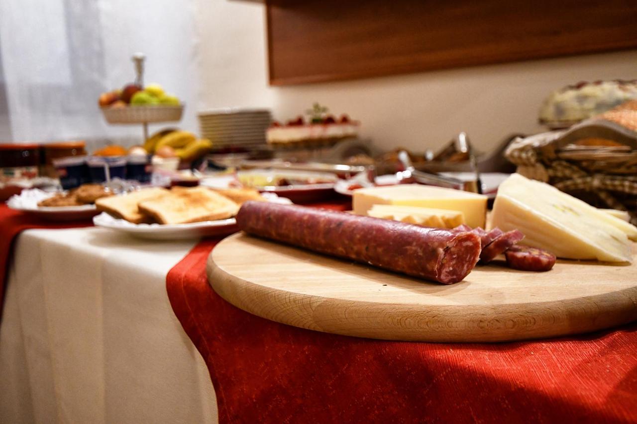B&B Borgo Antico Пьяцца-Армерина Экстерьер фото